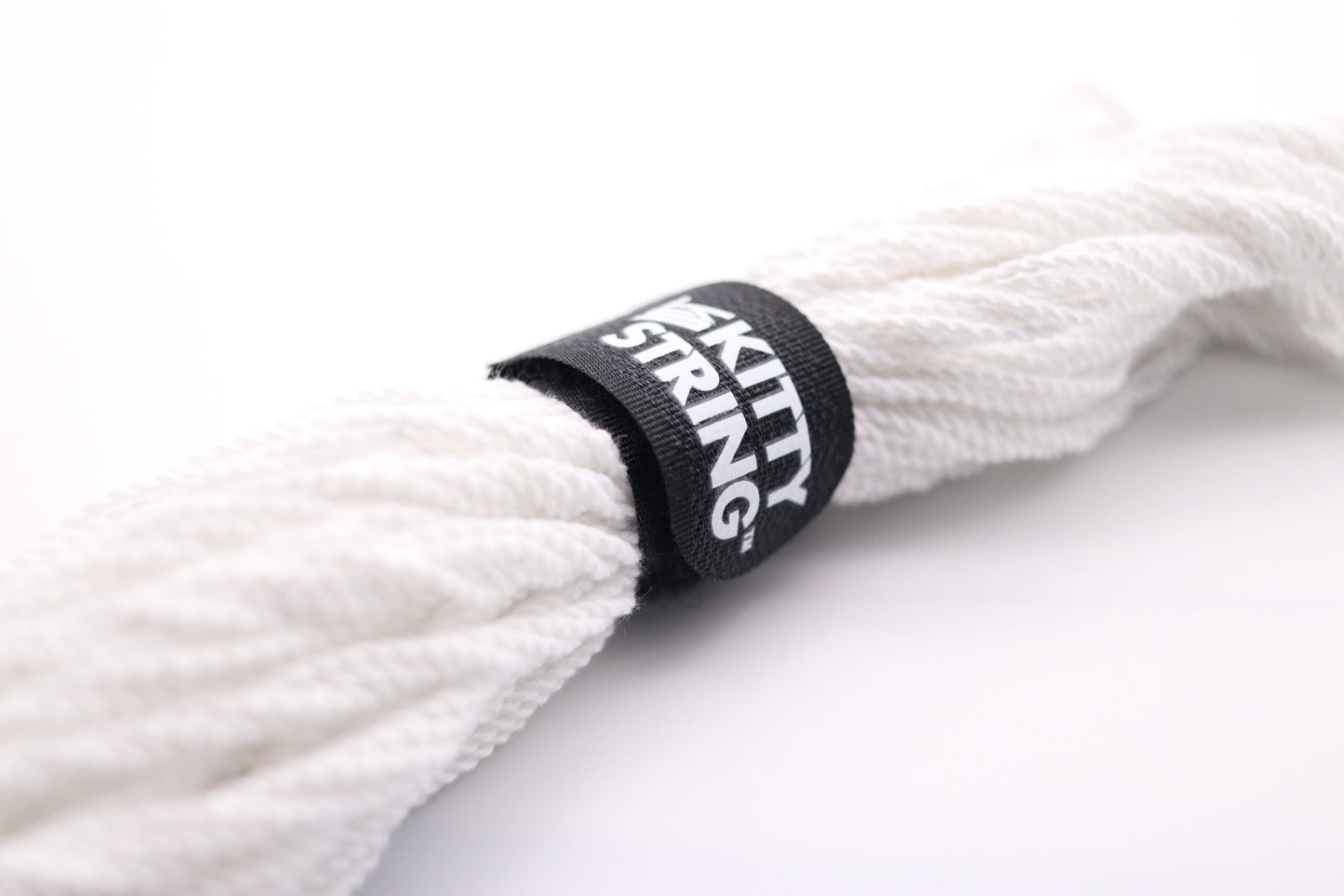 Kitty String First Class Fat